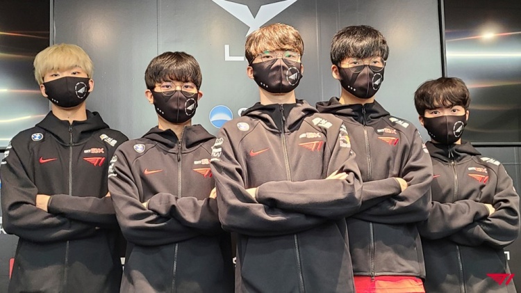 t1keria队伍关系更紧密了目标是打进世界赛