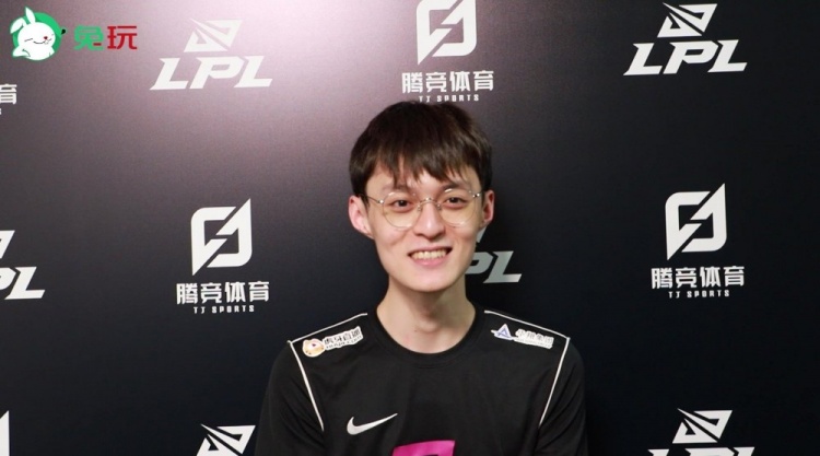 fofo采访:目标肯定是进世界赛-直播吧zhibo8.cc