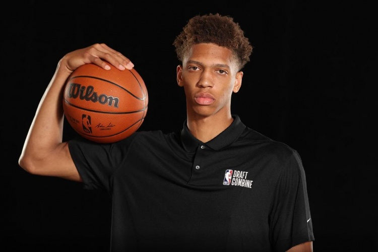 【新秀巡礼】凯斯勒-爱德华兹:无私3d 成熟拼图