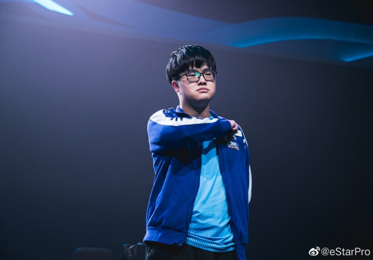 武汉estarpro王者荣耀世冠返图一起延续这个勇敢又纯粹的开始吧