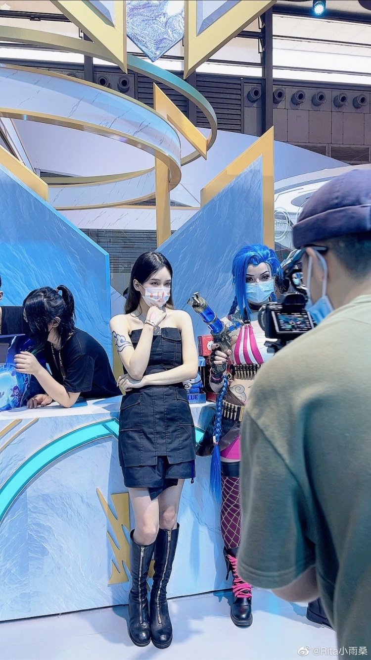 rita今天还行吧兄弟们不要再说我一米五了