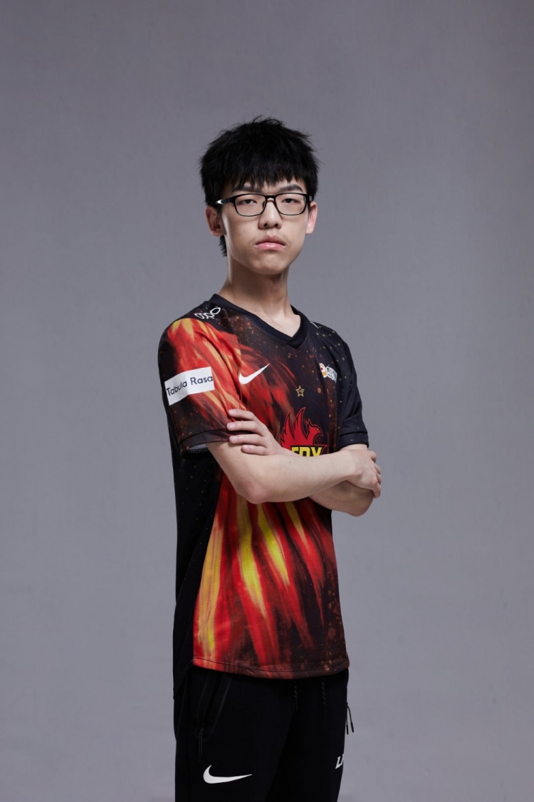 fpx出征s11定妆照硬币哥这个世界赛多喝点水