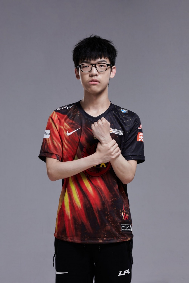 fpx出征s11定妆照硬币哥这个世界赛多喝点水