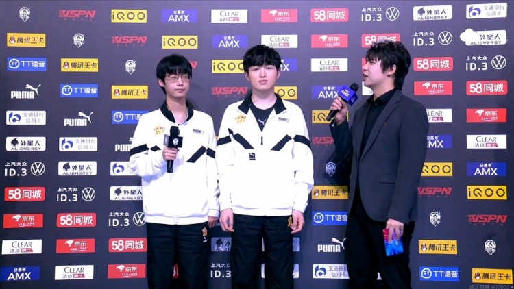 kpl赛后采访北京wb神人他们太强了我跟着他们走就行了