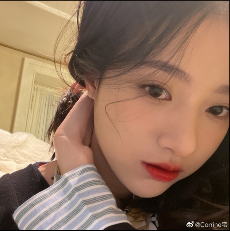 pcl美女解说宅宅晒照分享部分浪漫又幸福的瞬间