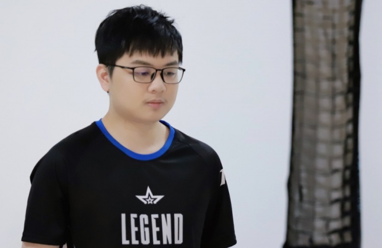 lpl全明星定妆照拍摄花絮肥肥的sofm一日击剑体验卡