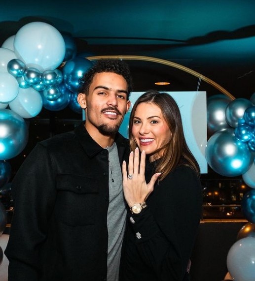 特雷杨ins晒求婚女友成功多么棒的一个夜晚米切尔送祝福