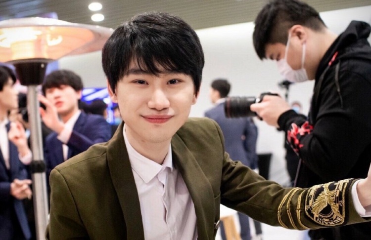 doinb:现在没有弱队也没有一个特别强的队伍,这赛