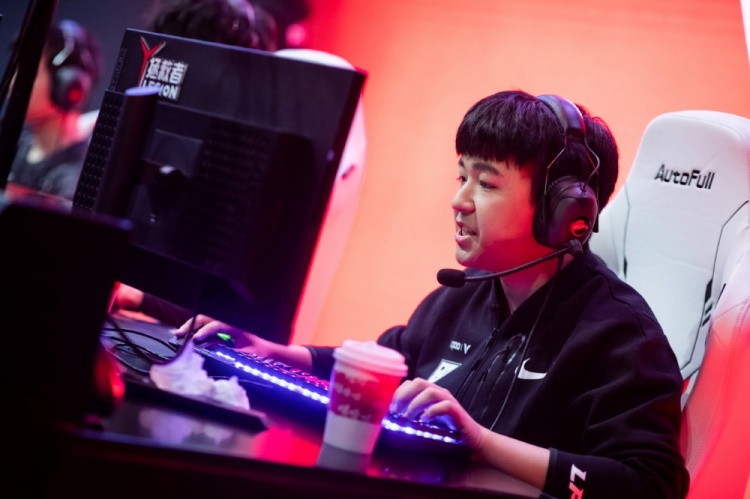 omg赛后返图追光少年aki继续保持状态