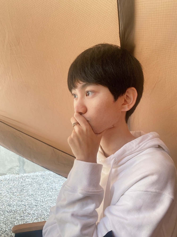 doinb晒出游照9595