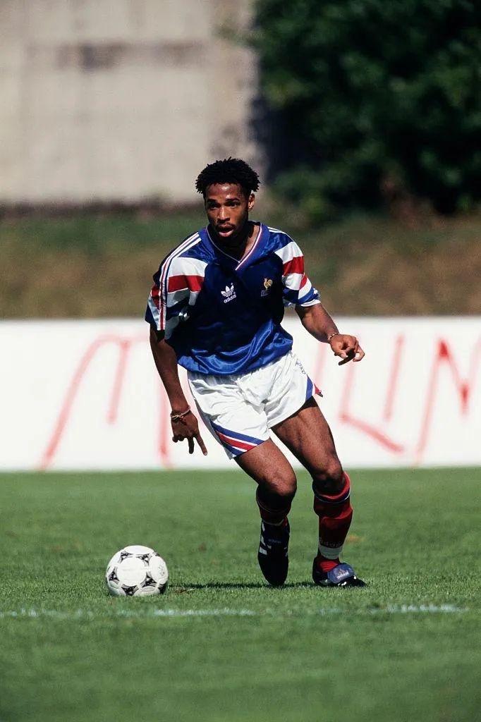 1997年亨利差点加盟皇马这究竟是怎么回事