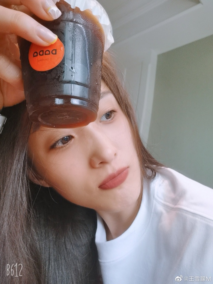 女篮球员王雪朦发博晒照播放近日快乐750303030303