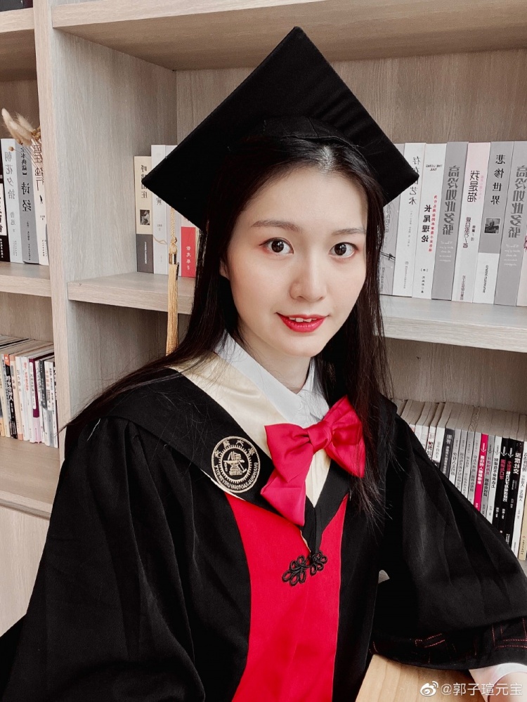 毕业啦郭子瑄既是往日欢乐的终结又是未来幸福的开端