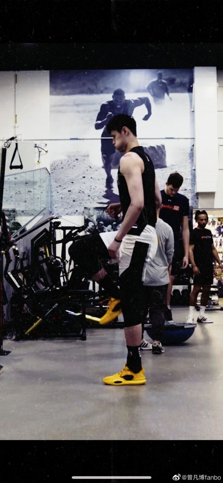 期待高中曾凡博晒训练生活照2k生活