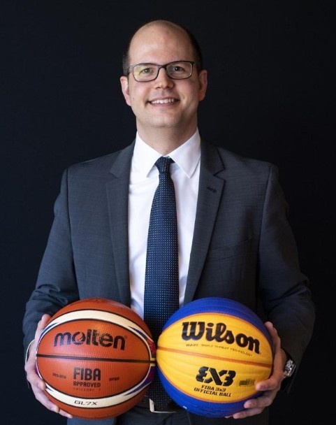 FIBA秘书长：我们无意改变归化规则阵容中需保留11名本土球员