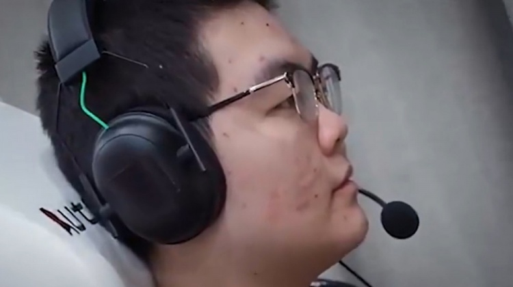 永远先选都是酒桶369：打TES最想用的就是酒桶，赢了真的爽
