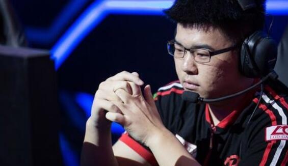 Rookie:godv不管是实力,表现方面都很棒的!
