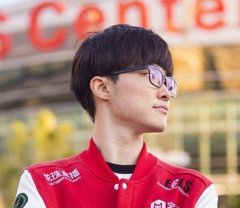 打野大哥，这把能赢不Faker沙皇211直播躺赢还不听指挥！