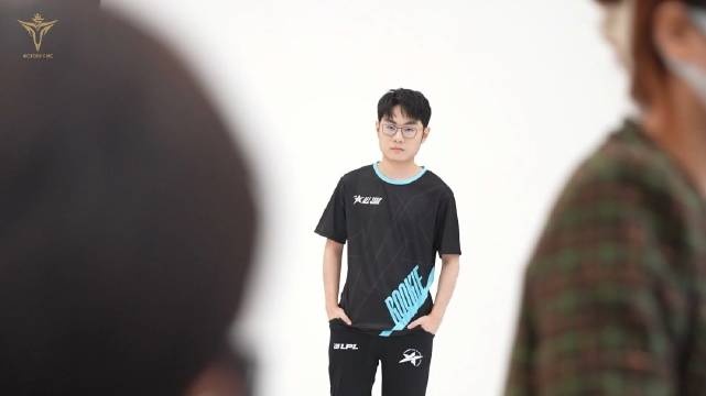 Dream全明星拍摄花絮：有一点点紧张但还是很好的完成了拍摄任务
