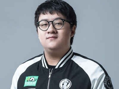 Kid：宁王复出还是有待商榷，我感觉宝蓝复出更强