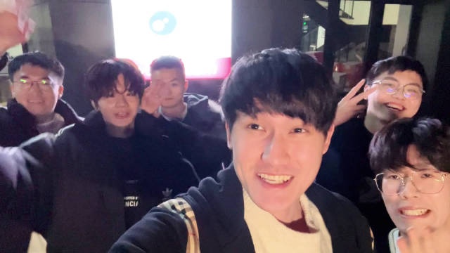 WBG分享选手跨年倒计时：五四三二一“新年快乐！”