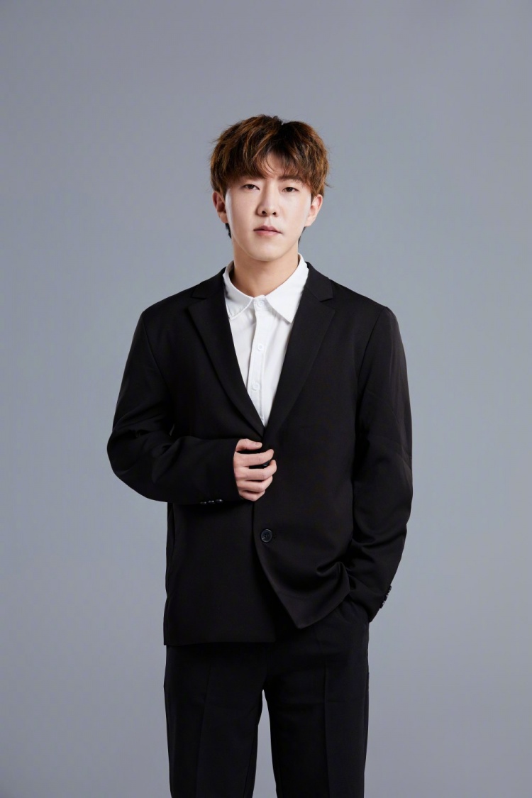 ig发布lpl春季赛官方定妆照新赛季加油