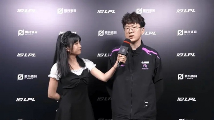RA赛后英文流Cube：我们失误会很多，需要玩得严谨和少犯错