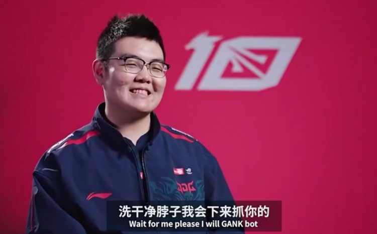 赛前采访369:Hope洗干净脖子,等我下来抓你