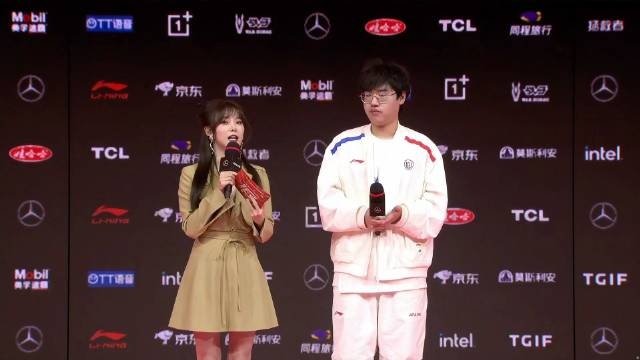 LGD赛后采访：对线的话就正常打，有机会就杀！