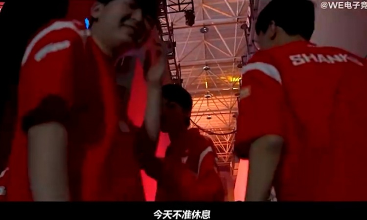 成队霸了Hope获胜不忘督促队友:来不及休息了今天不准休息