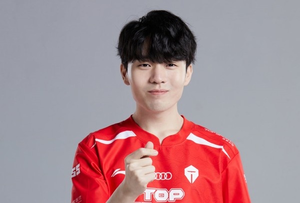 Rookie：这次真感到很痛、很累、很不舒服，医生让我注意点身体