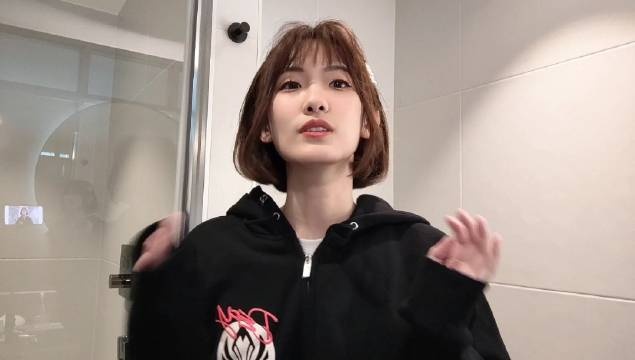 主持夏安分享BLG选手花絮：XUN很有反差感
