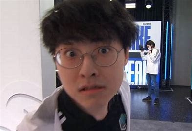 如果有妹妹会把她介绍给谁秀神：不行！我不能给队友介绍妹妹！