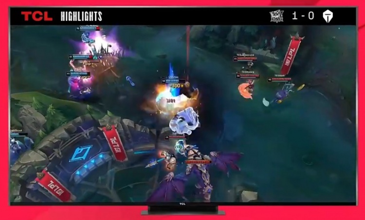 LNGvsTES第一局高光时刻：终极大核GALA！高地塔前1v2！