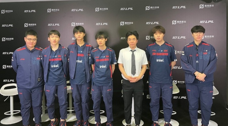 JDG赛后群访369:还有很多可以进步的地方希望季后赛可以夺冠