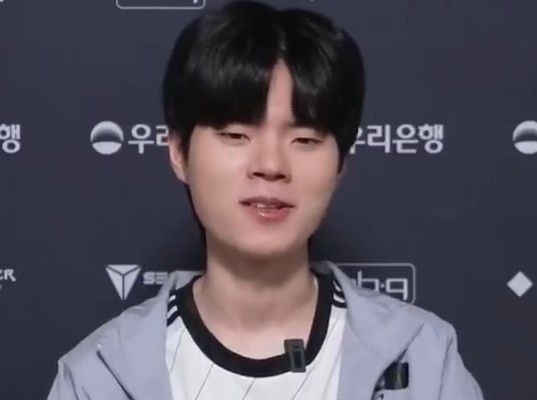 Deft：感觉今年真的是服兵役前的最后一年了，非常想去世界赛