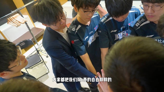 LNG分享冒泡赛直拍：大家都把我们双C养的白白胖胖的