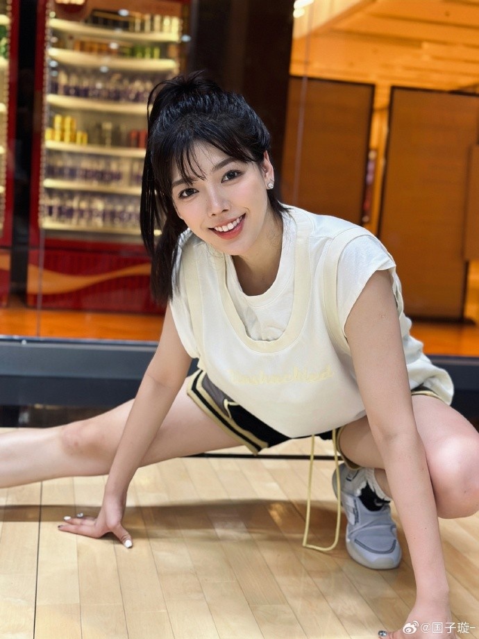 挥洒汗水河南女篮球员国子璇晒训练照