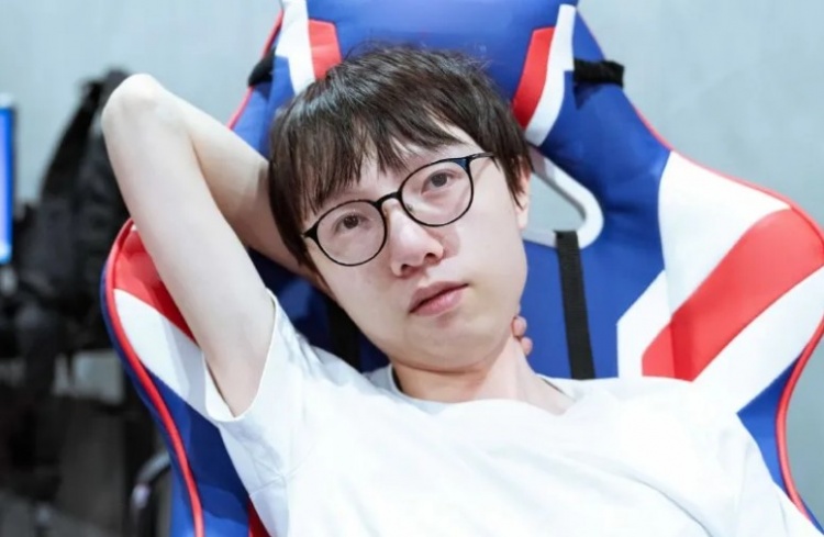 Mlxg：段位从来不能证明什么，比赛发挥好即使白金也没人敢BB