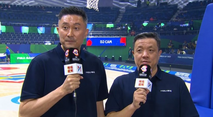 杜锋：仅一天休息时间不太容易调整过来但相信男篮都准备好了