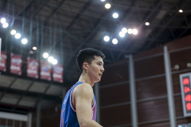 加盟nbl香港金牛朱松玮感谢俱乐部的认可我会继续努力