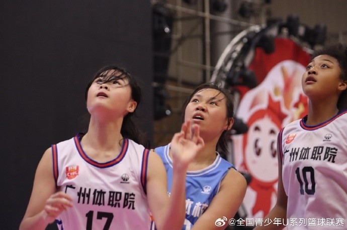 80:42 天津橙狮重庆鲁能巴蜀 37:75 湖南队四川女篮青年队 78:63 临淄