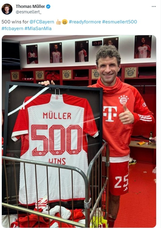 穆勒曬500勝紀念球衣：為拜仁取得的第500場勝利👍😁