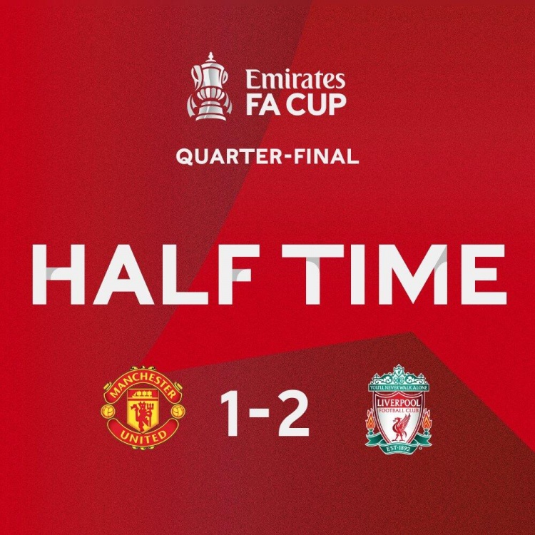 半场-利物浦2-1领先曼联 小麦破门麦卡&萨拉赫连入两球反超
