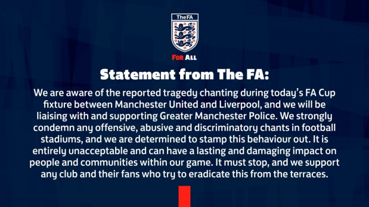 英足总：强烈谴责双红会部分球迷的英足攻击侮辱歧视口号