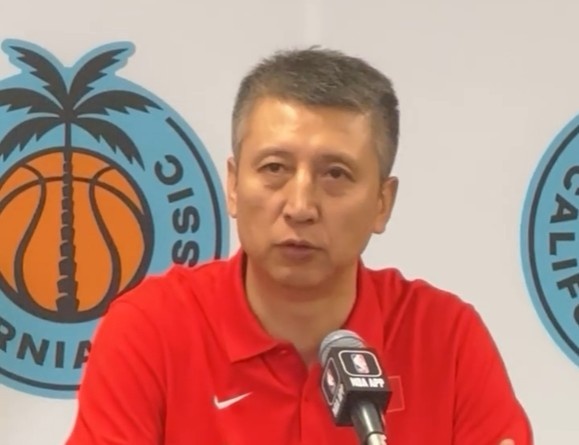 [直]郭士强：我们在身体对抗上比国王差 进攻机会的选择上也有差距