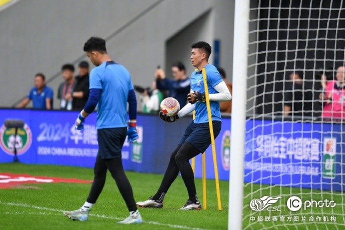 唐斯更新后放C仍是PF