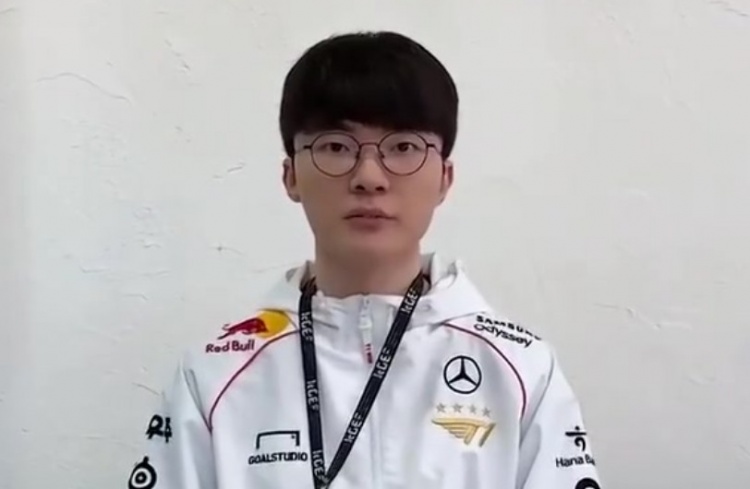 Faker：不断地发展和进步，一直带着胜负欲努力是我的目标