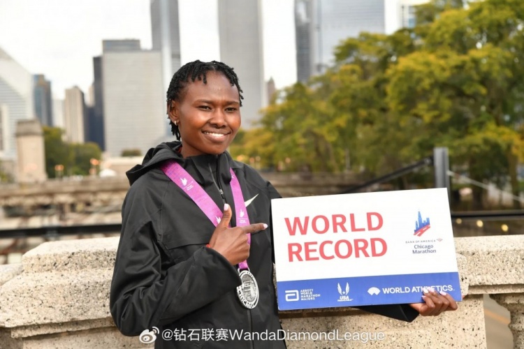 2:09:56！世界田联确认：切普恩格蒂奇打破女子马拉松世界纪录