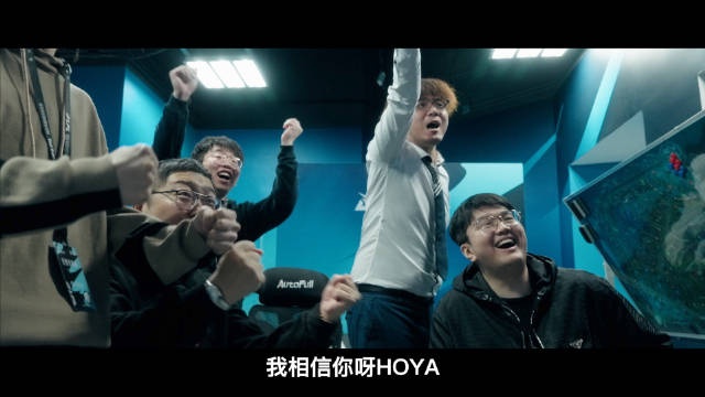 TTvsBLG赛场Vlog：赢下BLG，教练组在后台高喊相信你HOYA